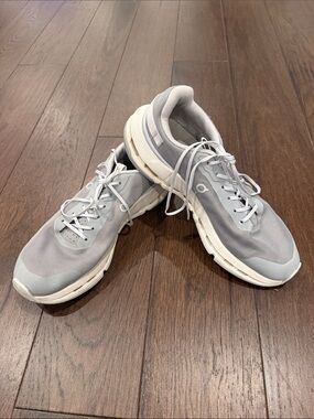 On Cloudnova Form 2 Sneakers Women’s Size 8.5 - C27-185